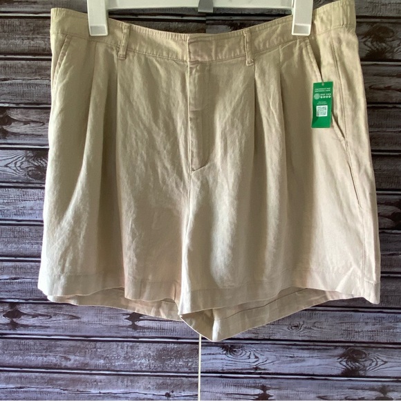 NWT Gap Women's Linen Blend Shorts‎ Size 18 - Picture 1 of 6